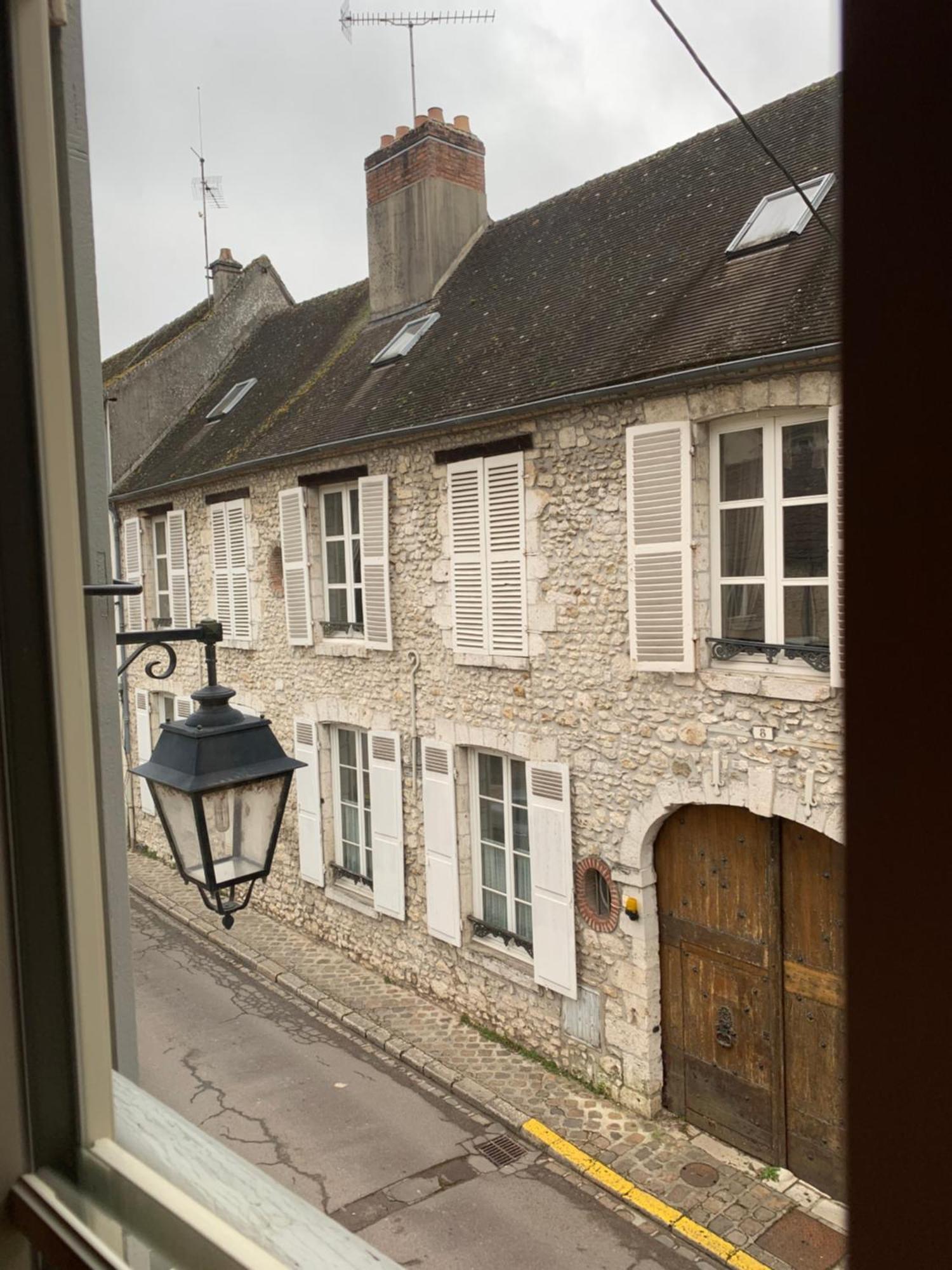Le Gite Entre Val Et Rose Provins Extérieur photo